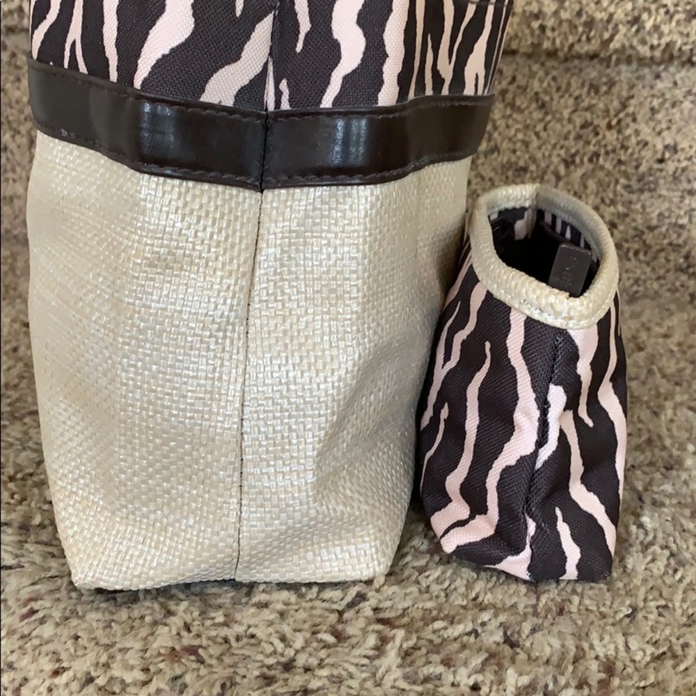 🆕 Estée Lauder makeup bag and mini bag to match - Picture 5 of 9